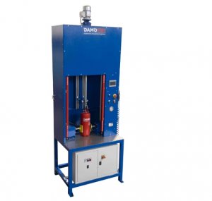 ELEKTRICKÉ ZAŘÍZENÍ PRO ŠROUBOVÁNÍ / ODŠROUBOVÁNÍ  VENTILU NA PŘENOSNÉM HASICÍM PŘÍSTROJI