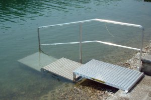 Maßgeschneiderte Wassertreppe